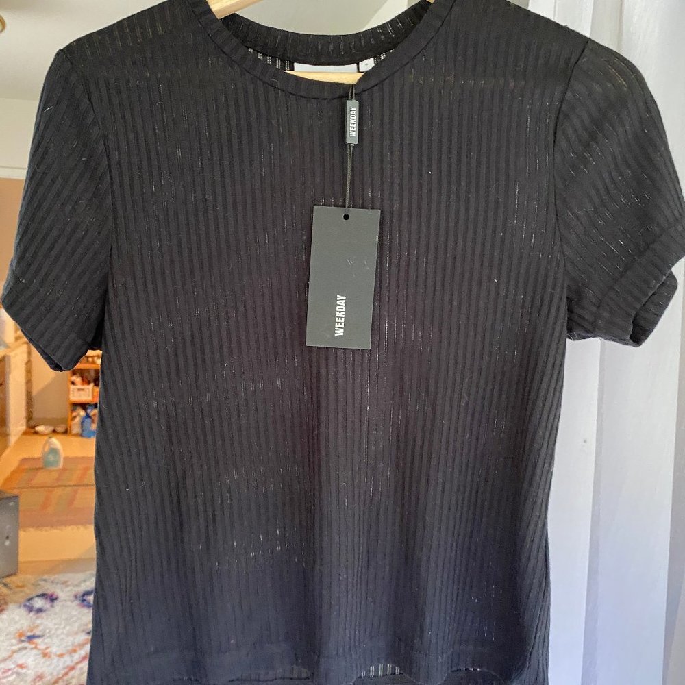 BNWT Weekday Cropped Tee